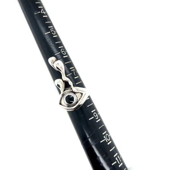 Long Eye Ring - Picture 4 of 4